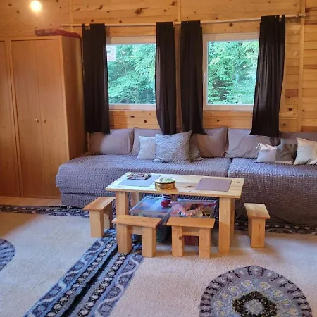 Vikendica Zenik Rakovica 別荘 サラエヴォ